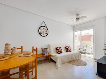 Penthouse with balcony for sale in Centro