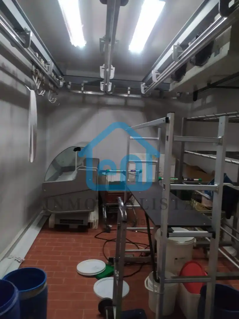 Nave industrial en venta en Utiel con Alarma