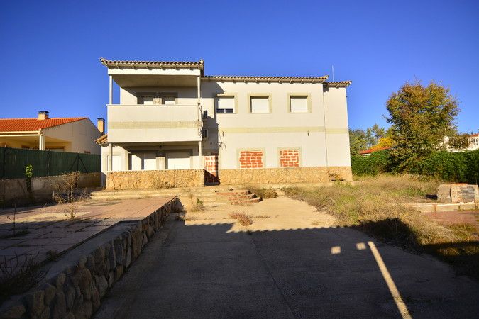Exterior view of House or chalet for sale in Barajas de Melo  with Terrace