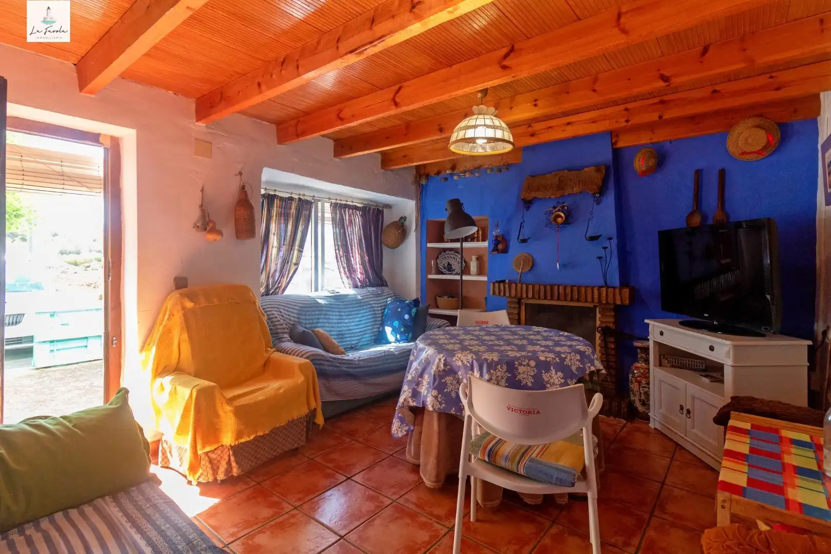 Living room of Country homes for sale in Archidona  with Air Conditioner, Heating and Private garden