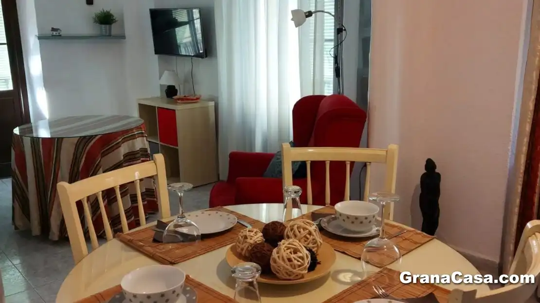 Dining room of Flat for rent in Granada  with Air Conditioner, Heating and Furnished