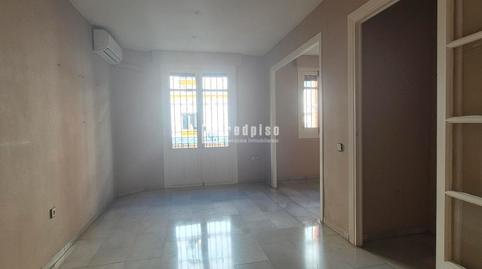 Foto 4 de Pis en venda a Los Remedios,  Sevilla Capital