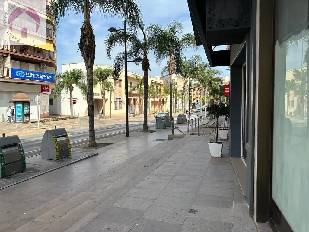 Local comercial en venda a Avenida SALOBREÑA 25, imagen 5