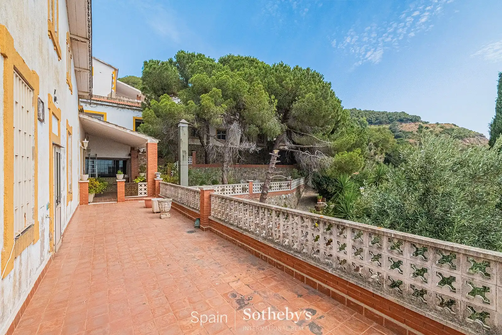 Terrassa de Casa o xalet en venda en Barcelona amb Aire condicionat, Calefacció i Jardí privat