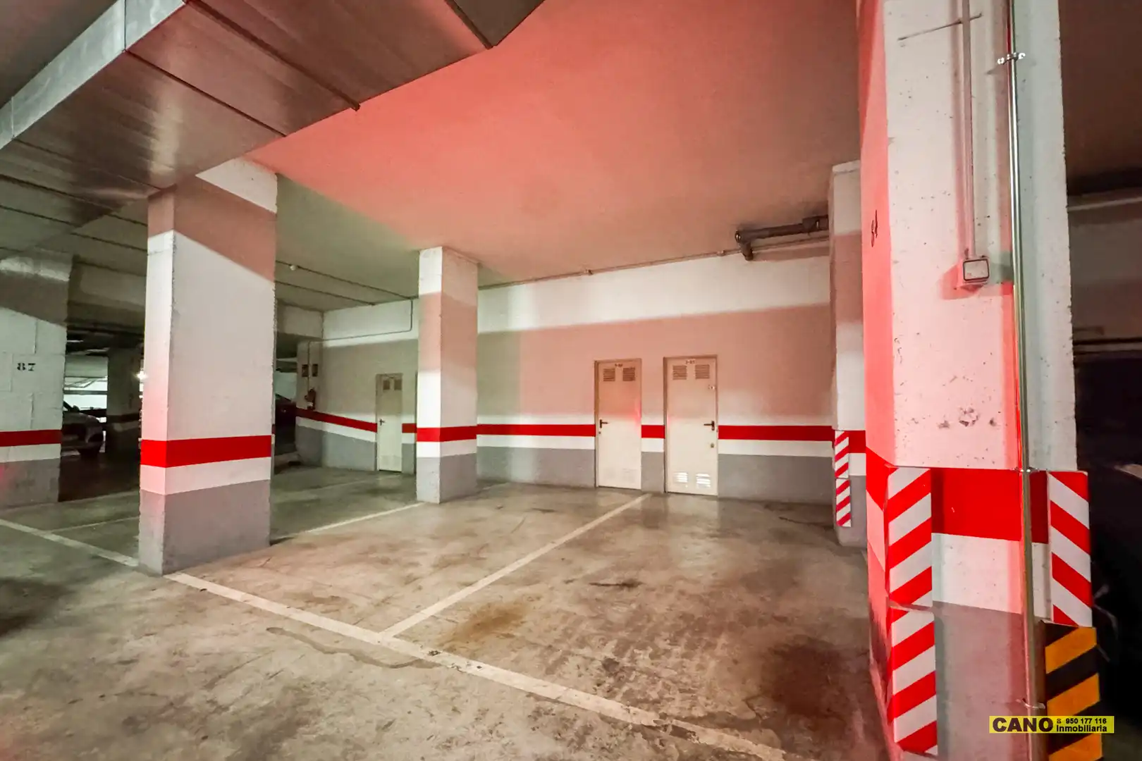 Parking de Piso en venta en Almería con Aire acondicionado, Calefacción y Terraza
