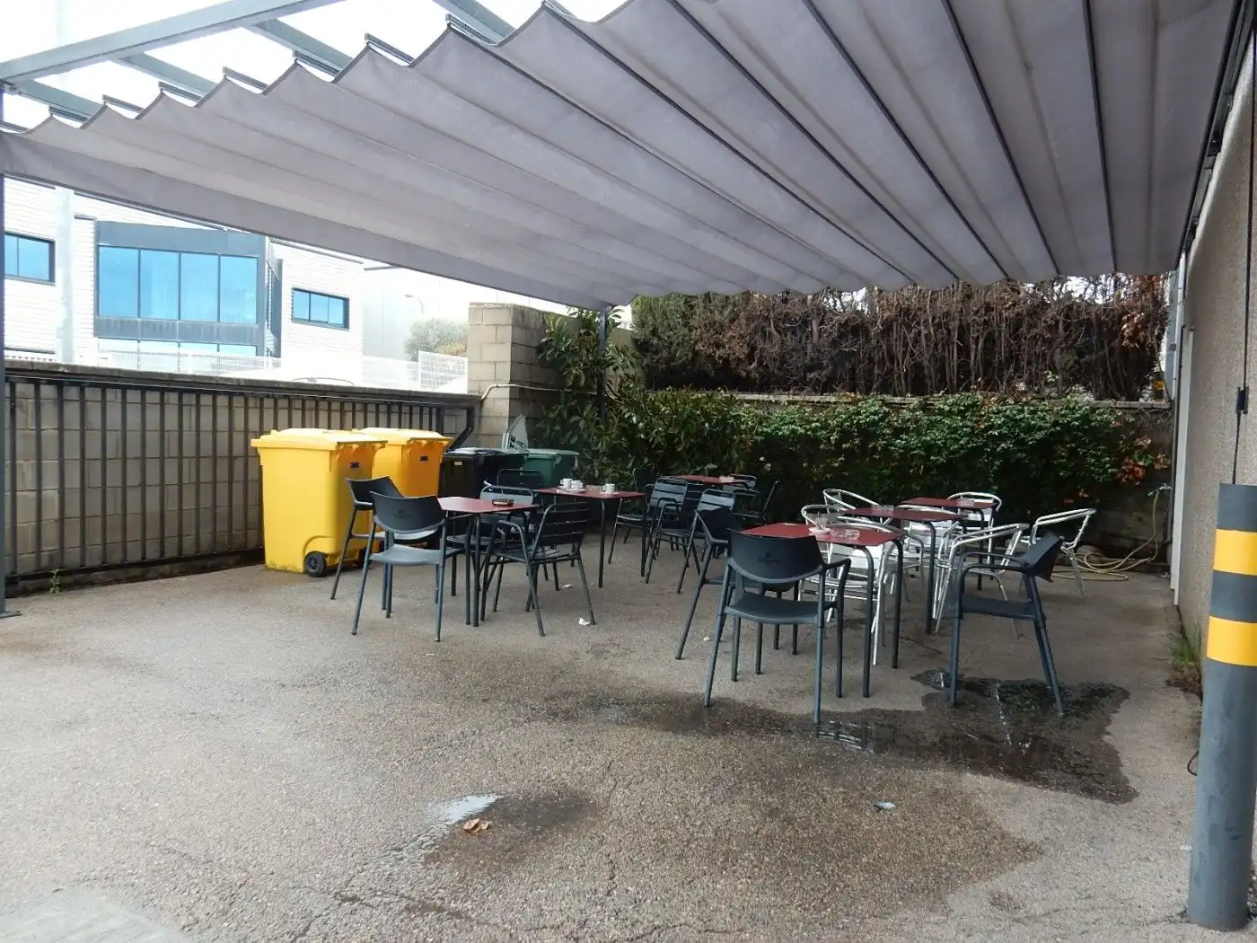 Terrassa de Local en venda en Rubí amb Aire condicionat, Calefacció i Terrassa