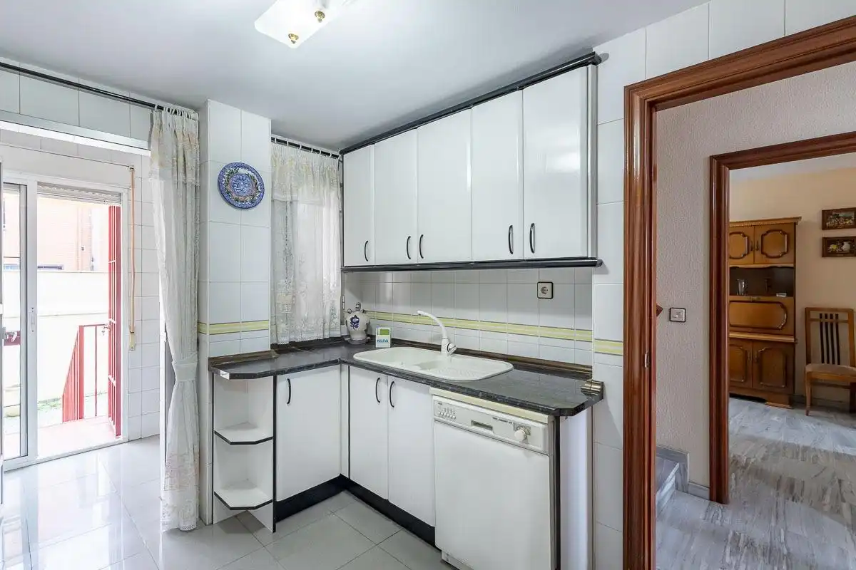 Kitchen of Detached homes for rent in Granada  with Air Conditioner, Heating and Private garden