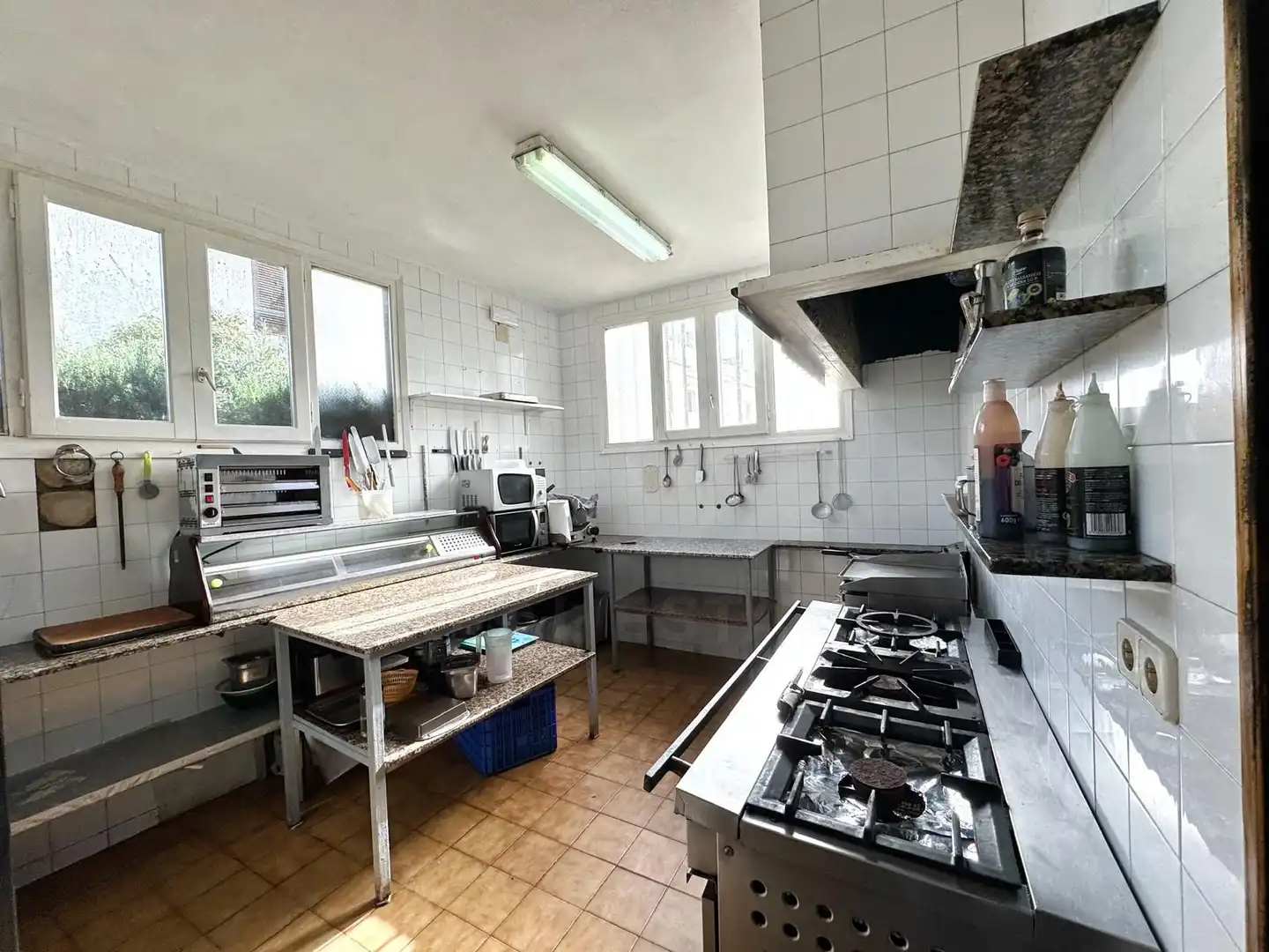 Cocina de Local en venta en Mont-roig del Camp