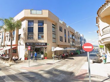 Flat with lift for sale in Montserrat