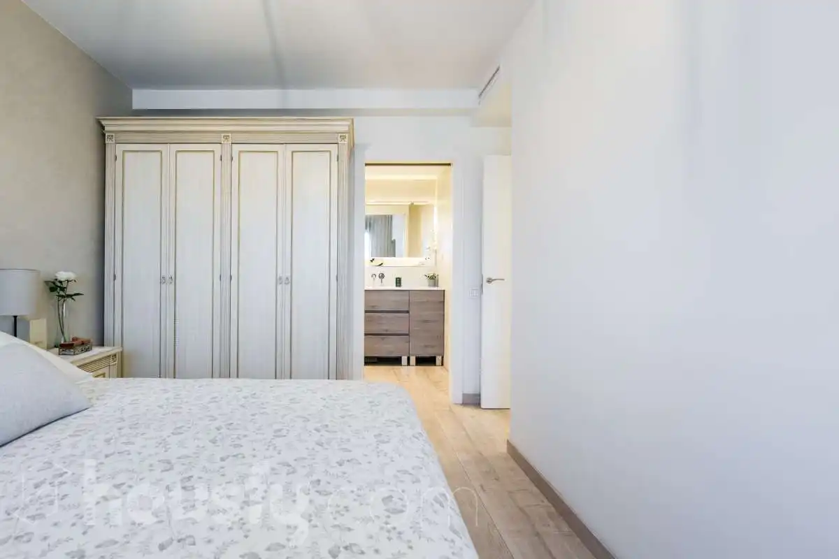 Bedroom of Attic for sale in Sant Joan Despí  with Air Conditioner, Heating and Parquet flooring