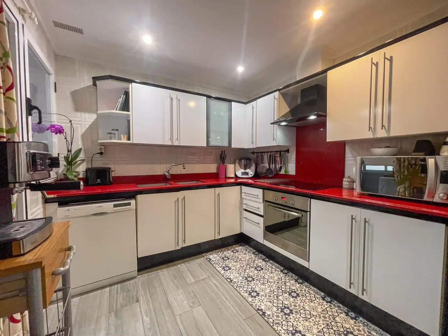 Flat for rent in Plaza JUAN GRANDIA, Requena