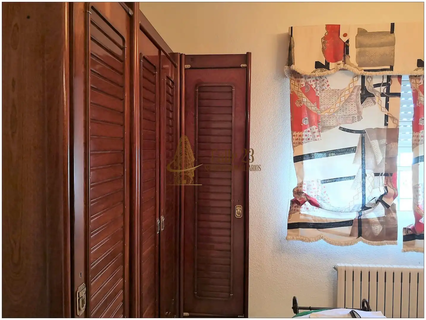 Habitación de Edificio en venta en Huelva