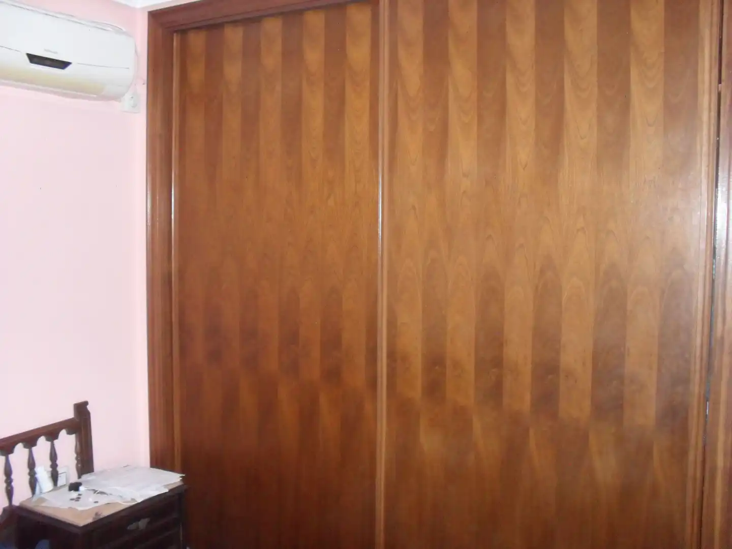 Dormitori de Casa o xalet en venda en Vigo  amb Jardí privat, Terrassa i Balcó
