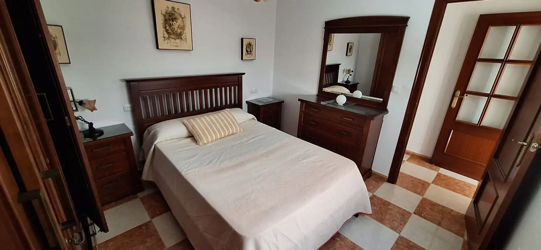 Habitación de Dúplex en venta en Lora del Río con Aire acondicionado