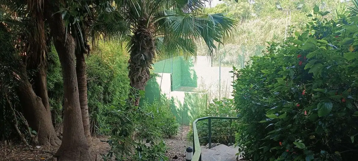 Jardín de Ático en venta en Marbella con Aire acondicionado, Calefacción y Terraza