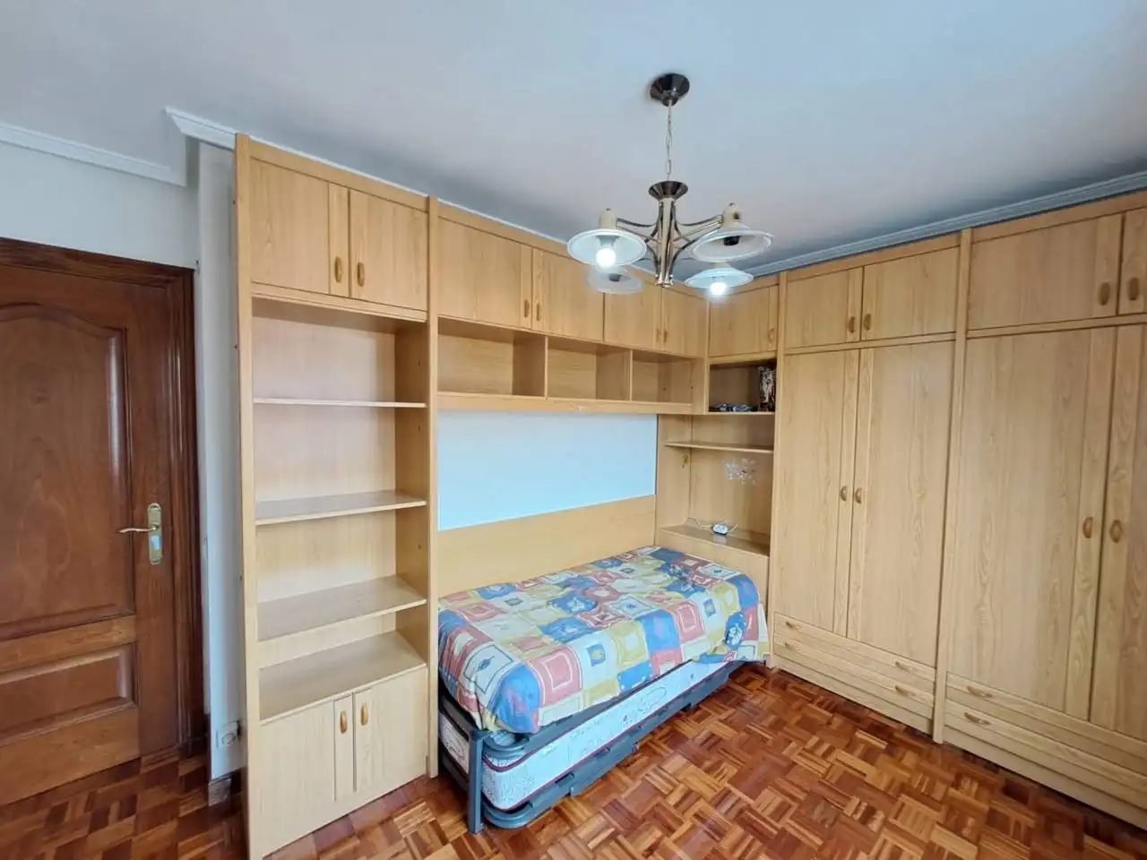 Bedroom of Flat for sale in Burgos  with Heating and Terrace