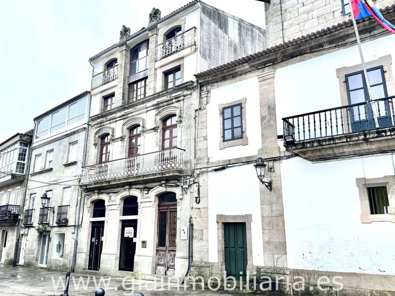 Vista exterior de Local en venda en Baiona
