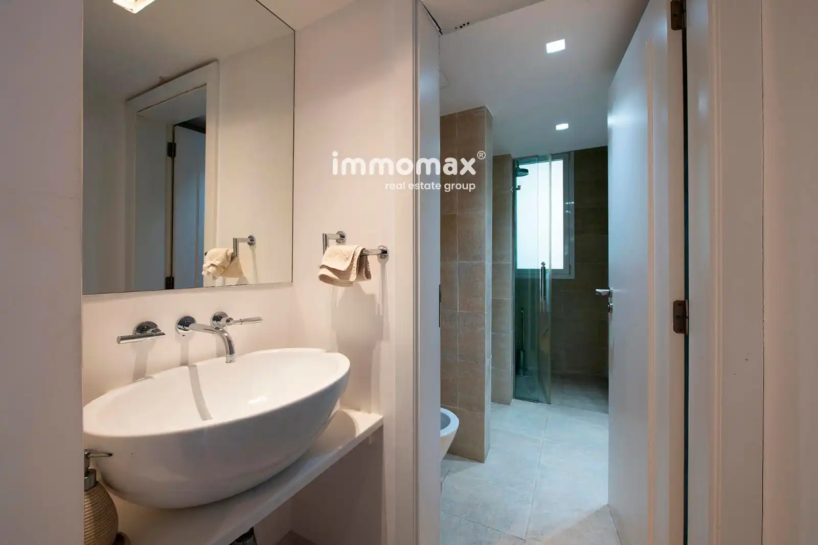 Baño de Casa o chalet en venta en Barcelona con Aire acondicionado, Calefacción y Terraza