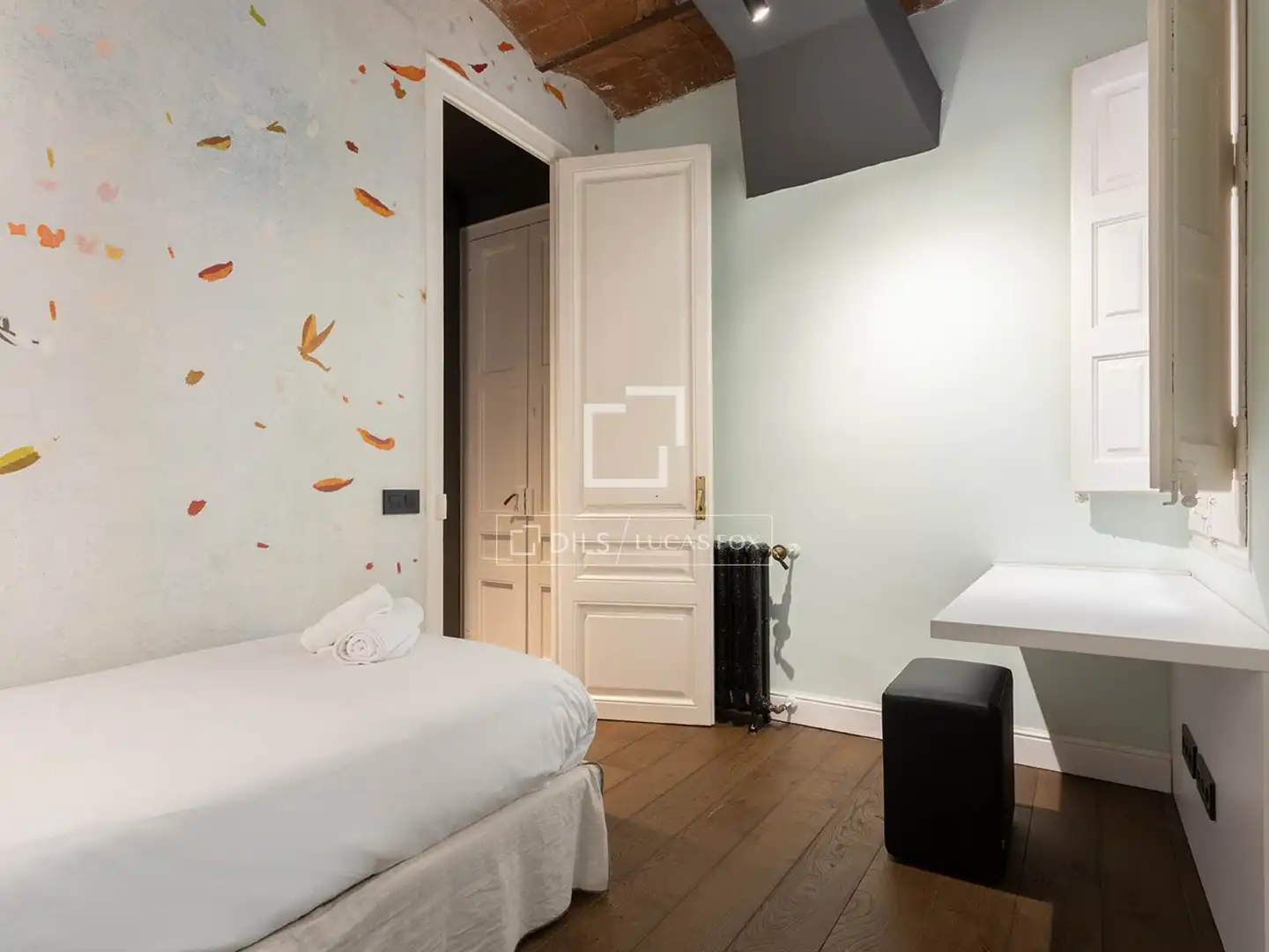 Bedroom of Flat for sale in Barcelona  with Air Conditioner, Heating and Terrace