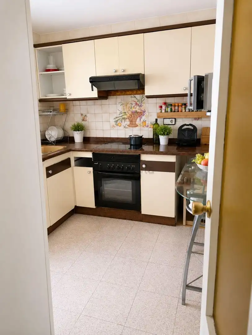 Kitchen of Flat for sale in Valencia  with Furnished and Balcony