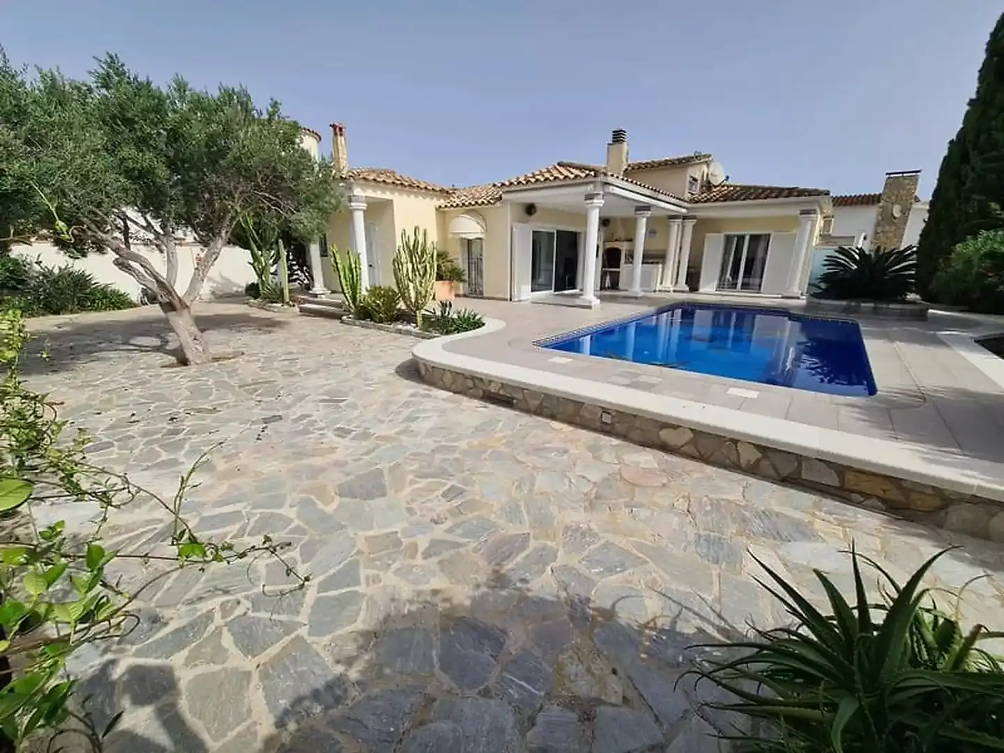 Haus mit Pool zum Verkauf in Carrer Pení