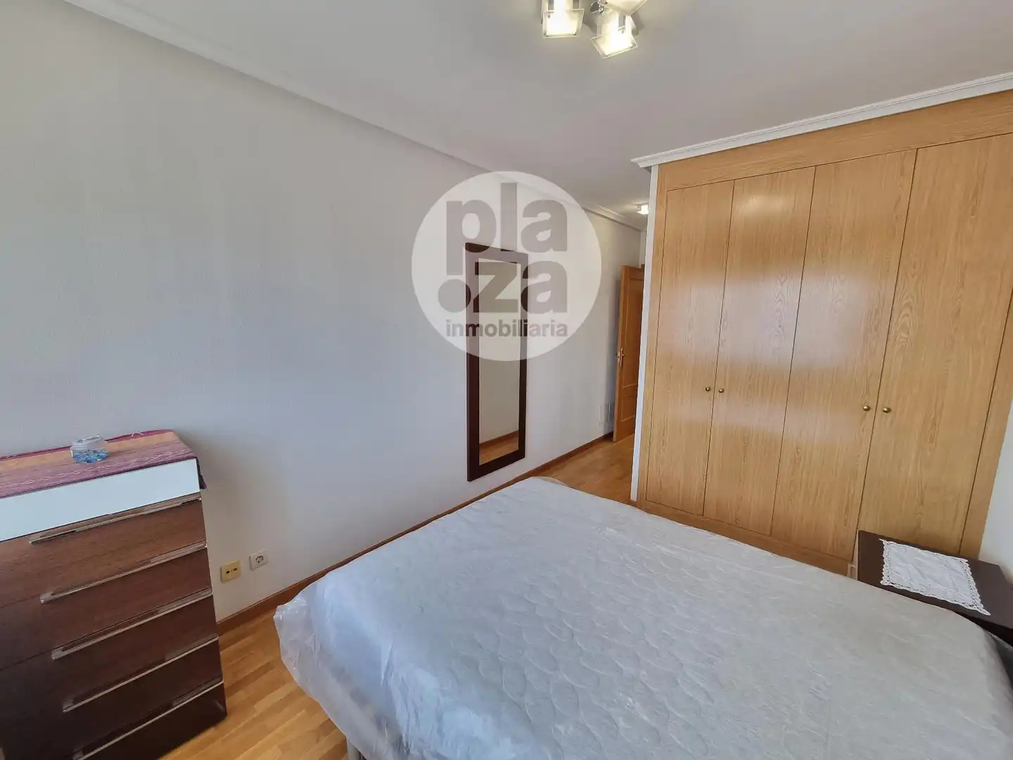 Piso de alquiler en Maria Moliner, Villimar - V1 - V2 - S3 - S4 - San Cristobal