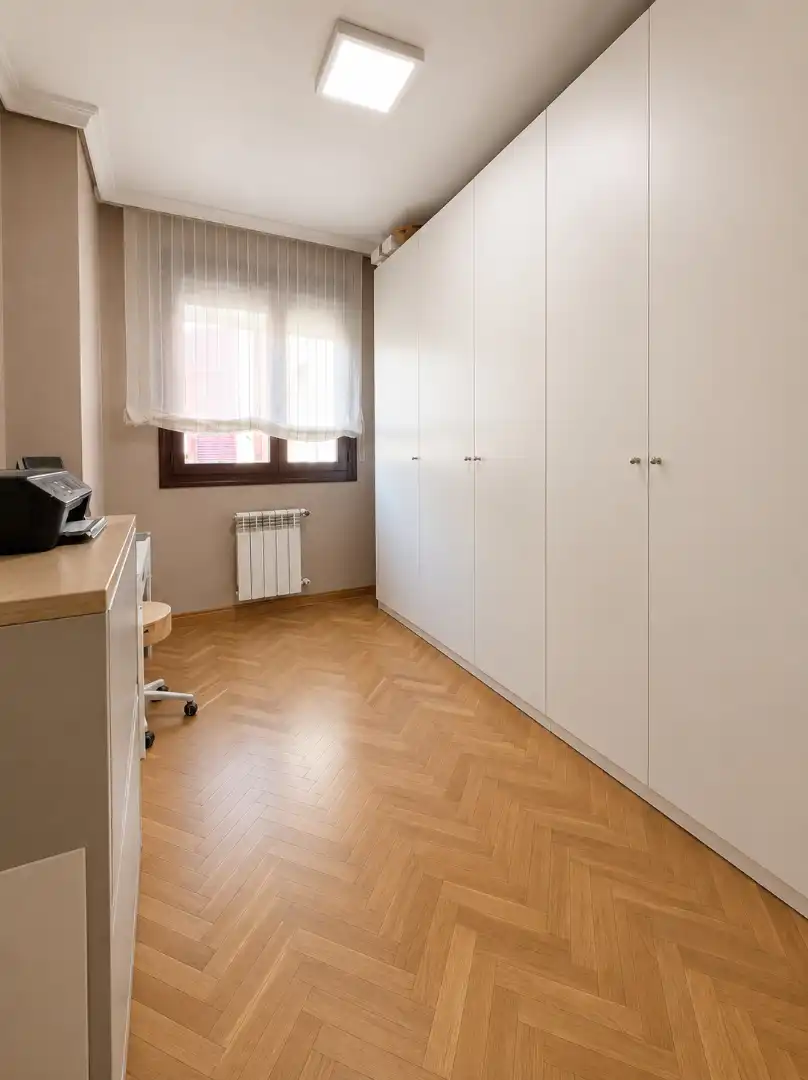 Bedroom of Flat for sale in Alcorcón  with Air Conditioner, Heating and Parquet flooring