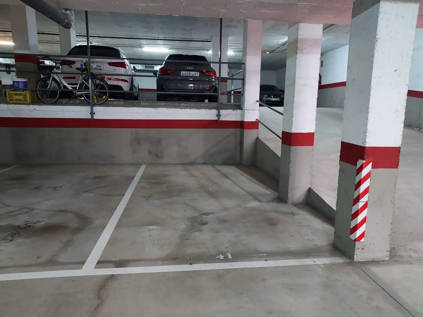 Einzelparkplatz zum Verkauf in Los Barrios
