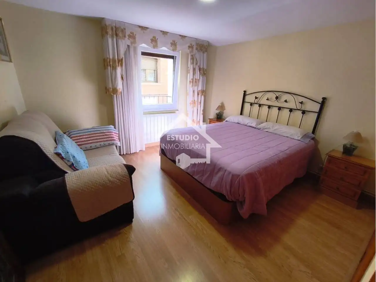 Bedroom of Houses for sale in Alesanco  with Heating, Private garden and Furnished