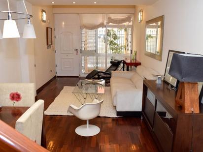 Sala d'estar de Dúplex en venda en Elche / Elx amb Aire condicionat, Calefacció i Terrassa