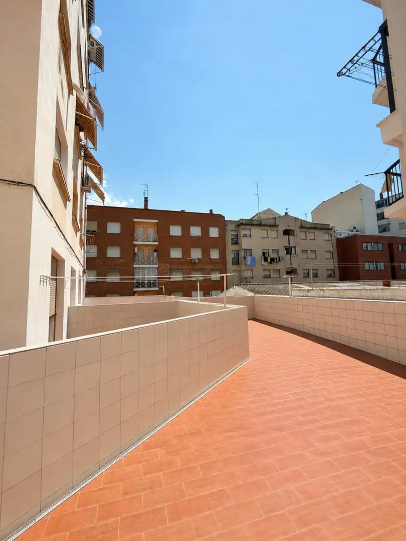 Piso de alquiler en Logroño - CL VELEZ DE GUEVARA, Juzgados