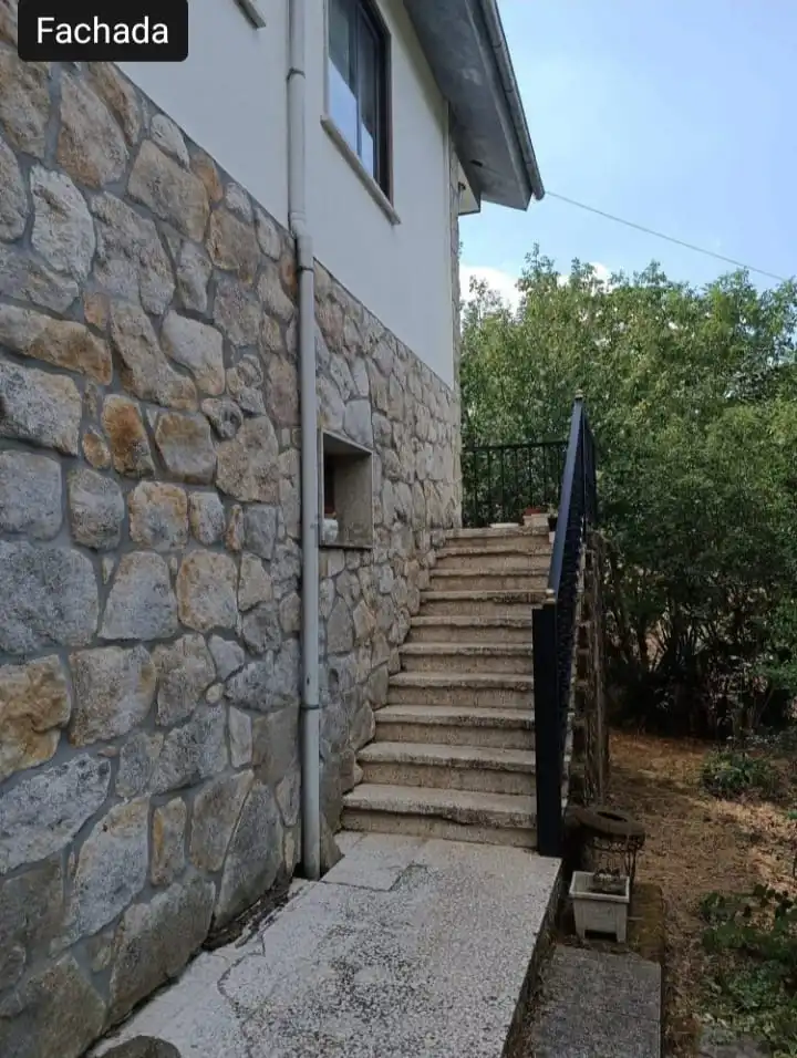 Exterior view of Houses for sale in Chantada  with Heating, Private garden and Parquet flooring
