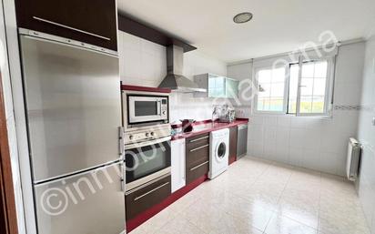 Kitchen of Single-family semi-detached for sale in Onzonilla  with Terrace