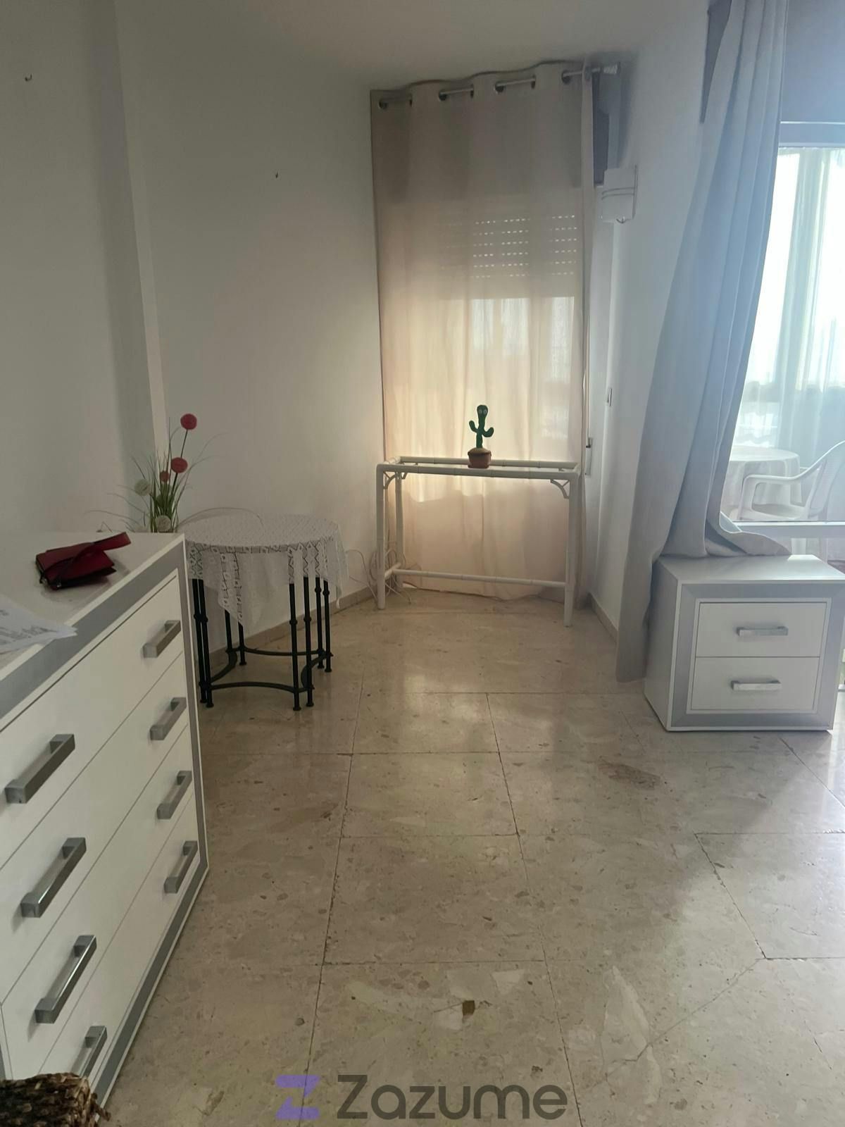 Study to rent in Urb. Algaida, Calahonda