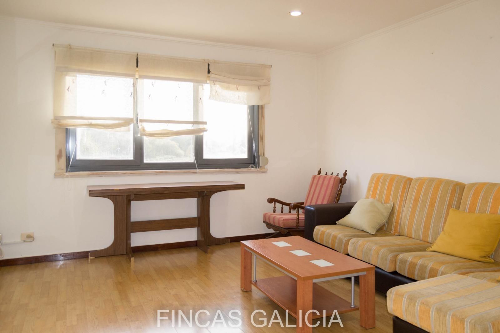 Living room of Flat for sale in Arteixo  with Storage room and Balcony