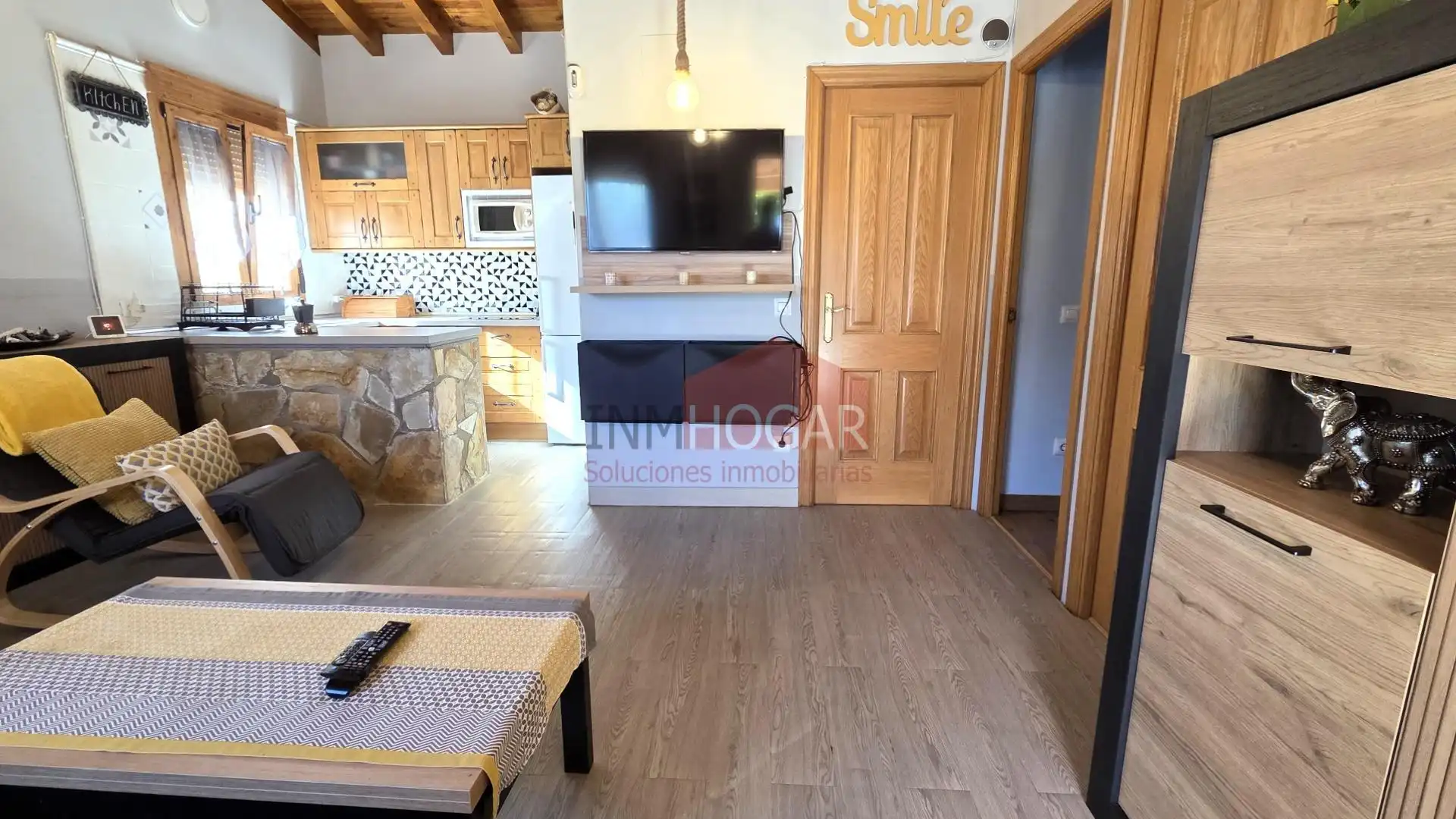 Sala d'estar de Casa o xalet en venda en Santa Cruz de Pinares amb Aire condicionat, Calefacció i Jardí privat
