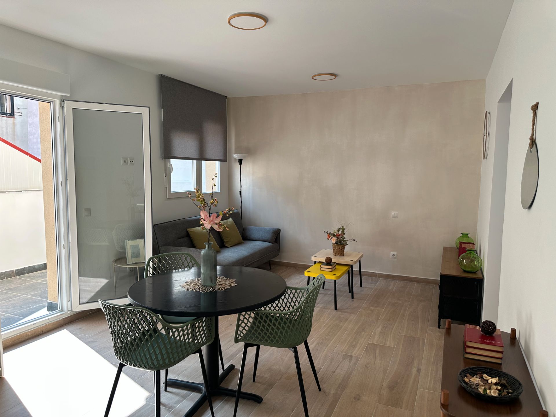 Living room of Apartment to rent in  Madrid Capital  with Air Conditioner, Terrace and Furnished