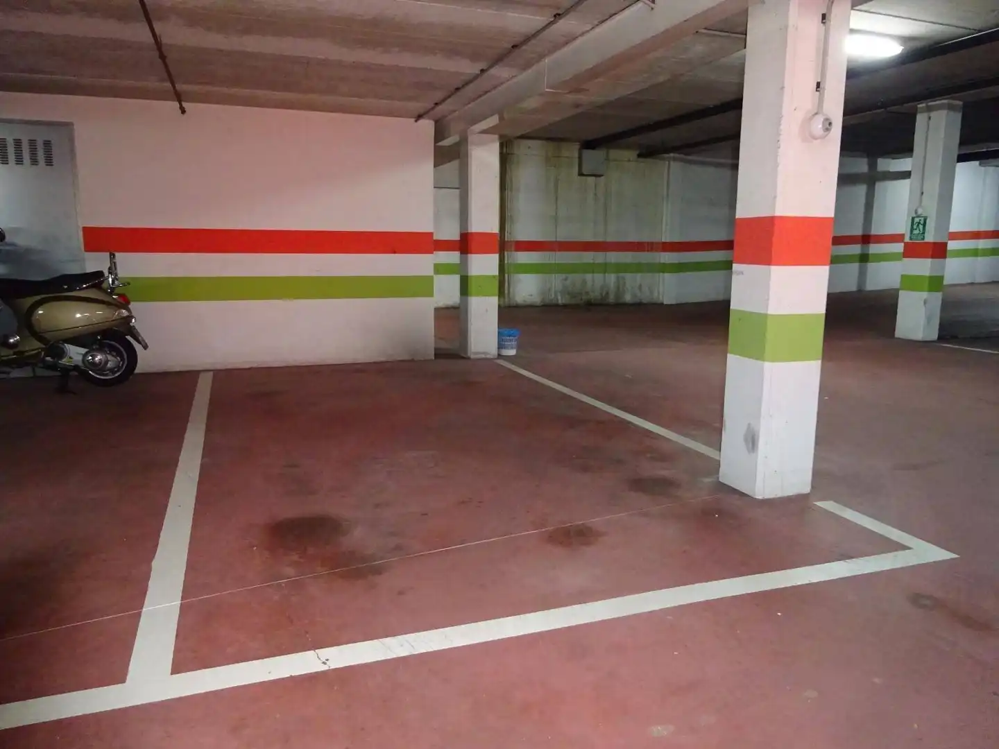 Parking de Piso en venta en Ames con Calefacción y Amueblado