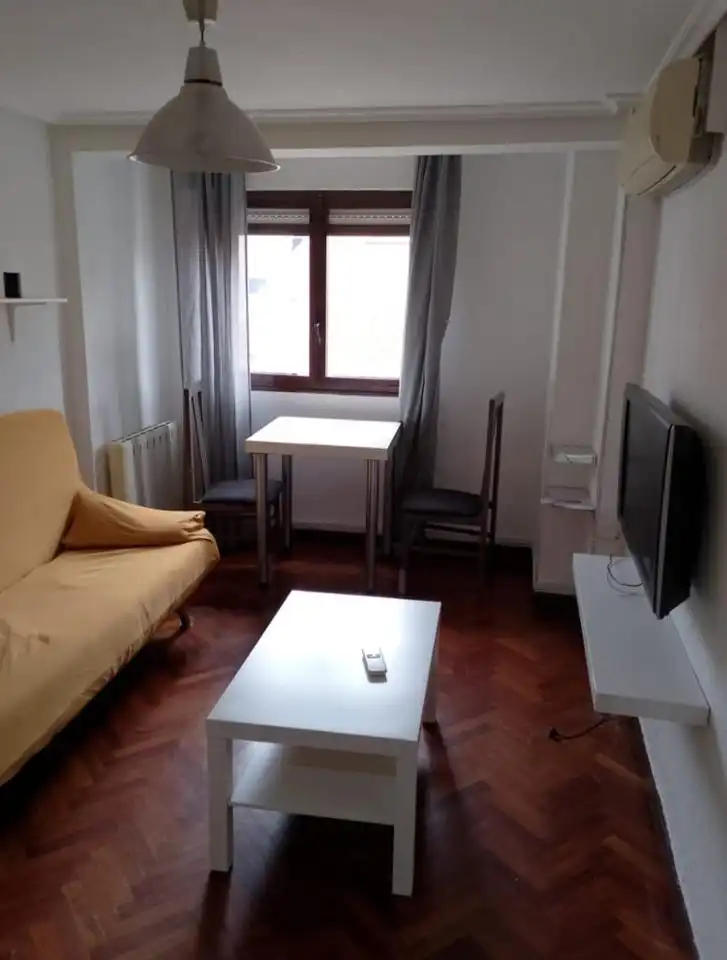 Living room of Flat for sale in  Zaragoza Capital  with Air Conditioner, Heating and Parquet flooring