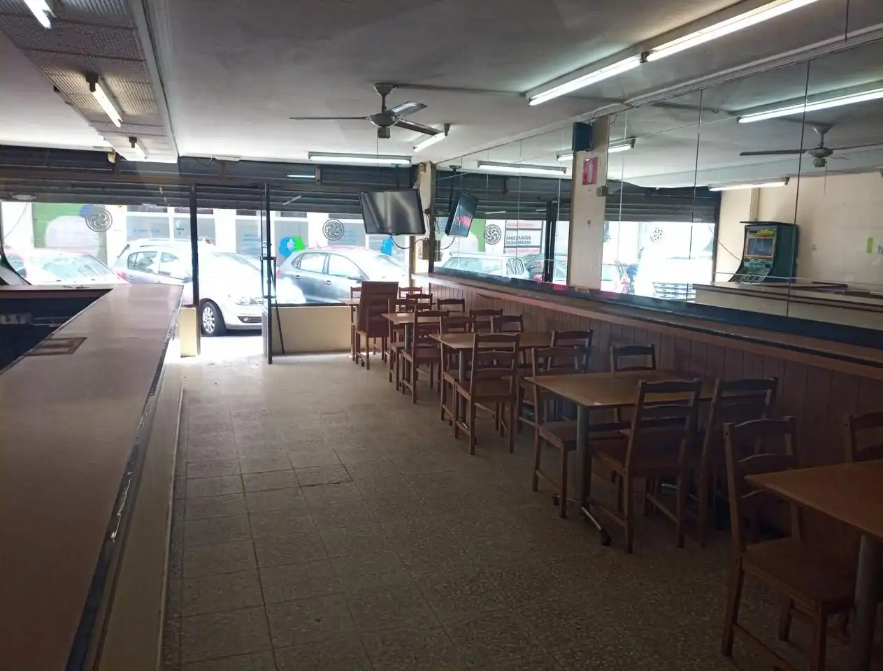 Local comercial en venta en Castilla - Hermida, imagen 3