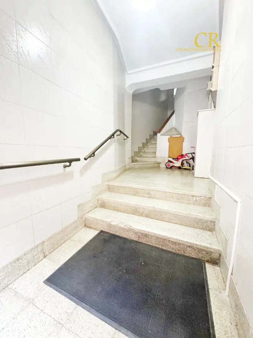 Flat for sale in Gijón   with Oven