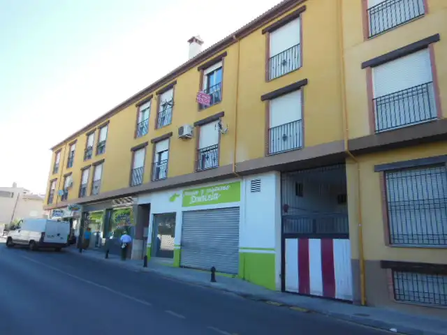 Vista exterior de Garaje en venta en Güevéjar