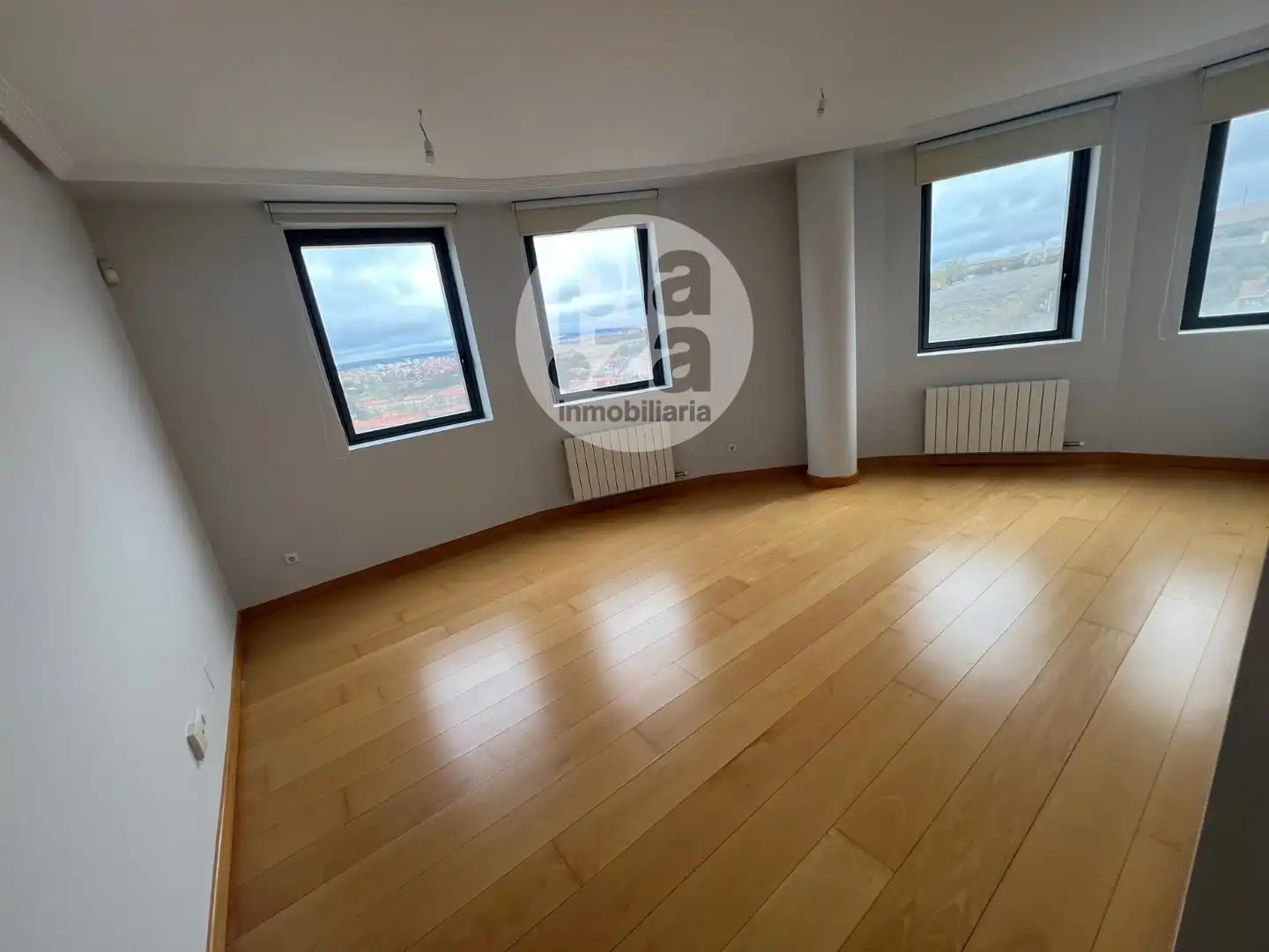 Sala d'estar de Pis de lloguer en Burgos amb Calefacció i Traster