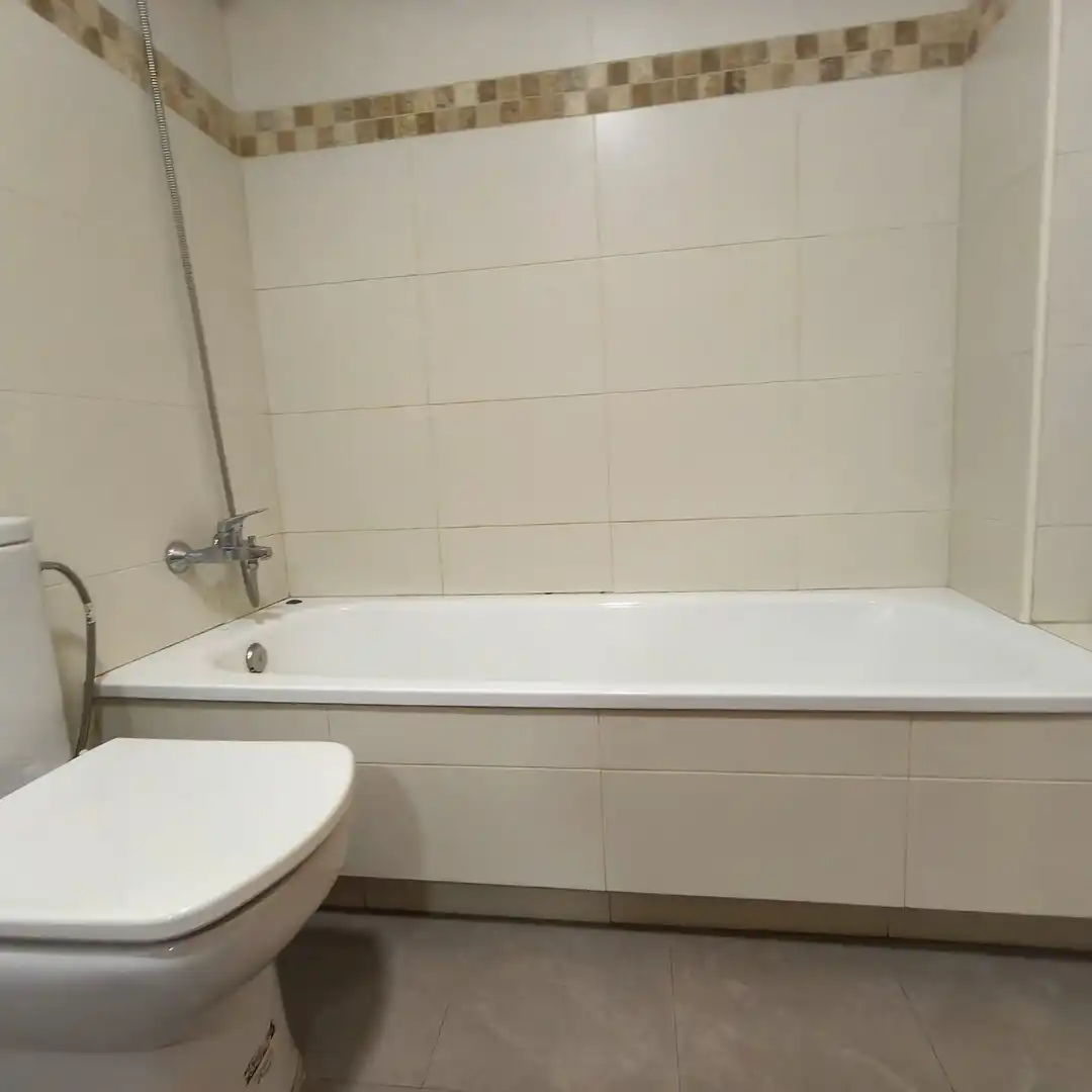 Flat with terrace to rent in Rascanya, imagen 12