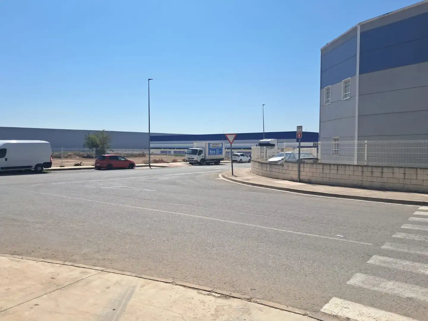 Vista exterior de Nau industrial de lloguer en Loriguilla