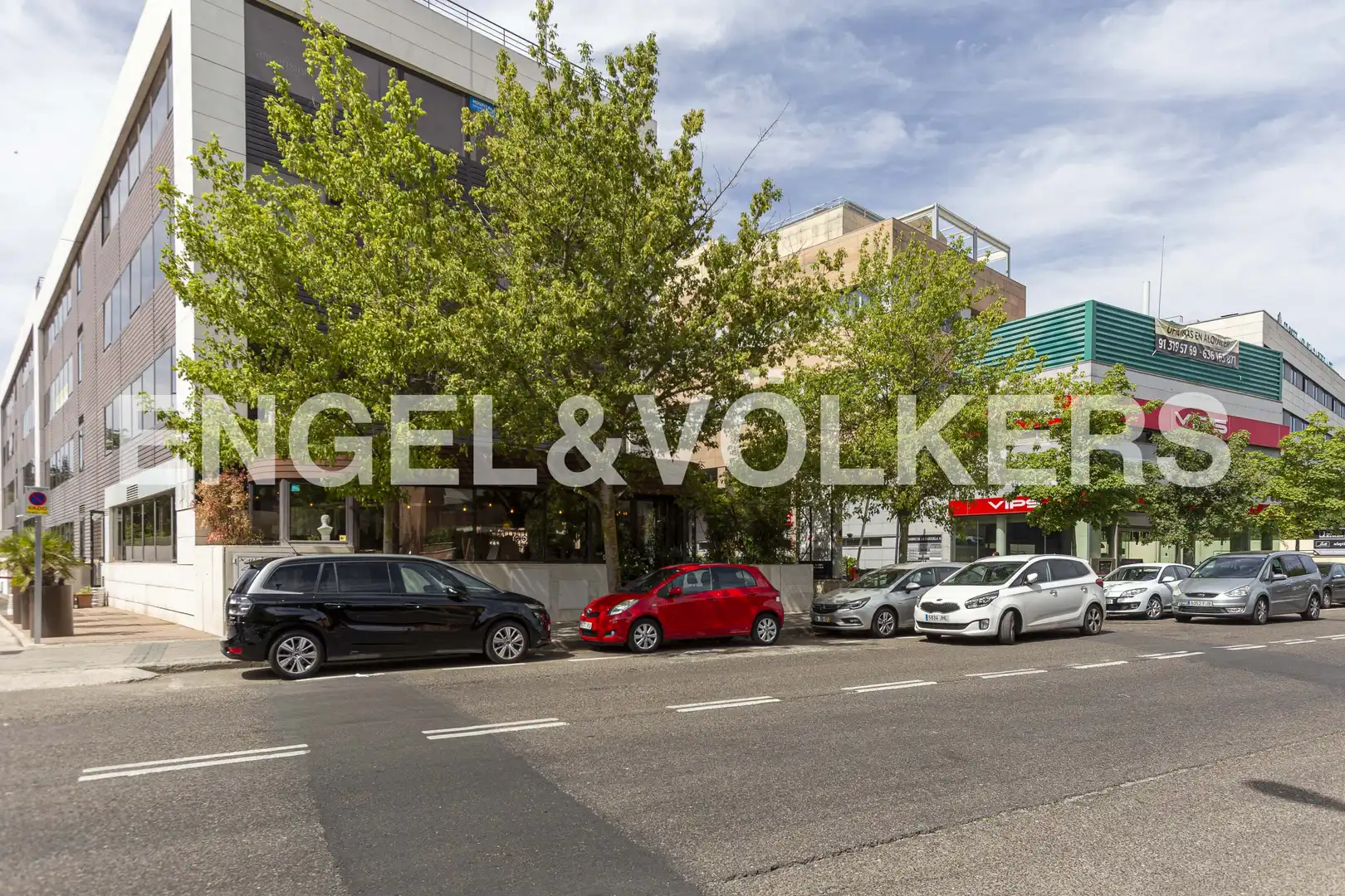 Piso de alquiler en Avenida de Valdemarin, Valdemarín