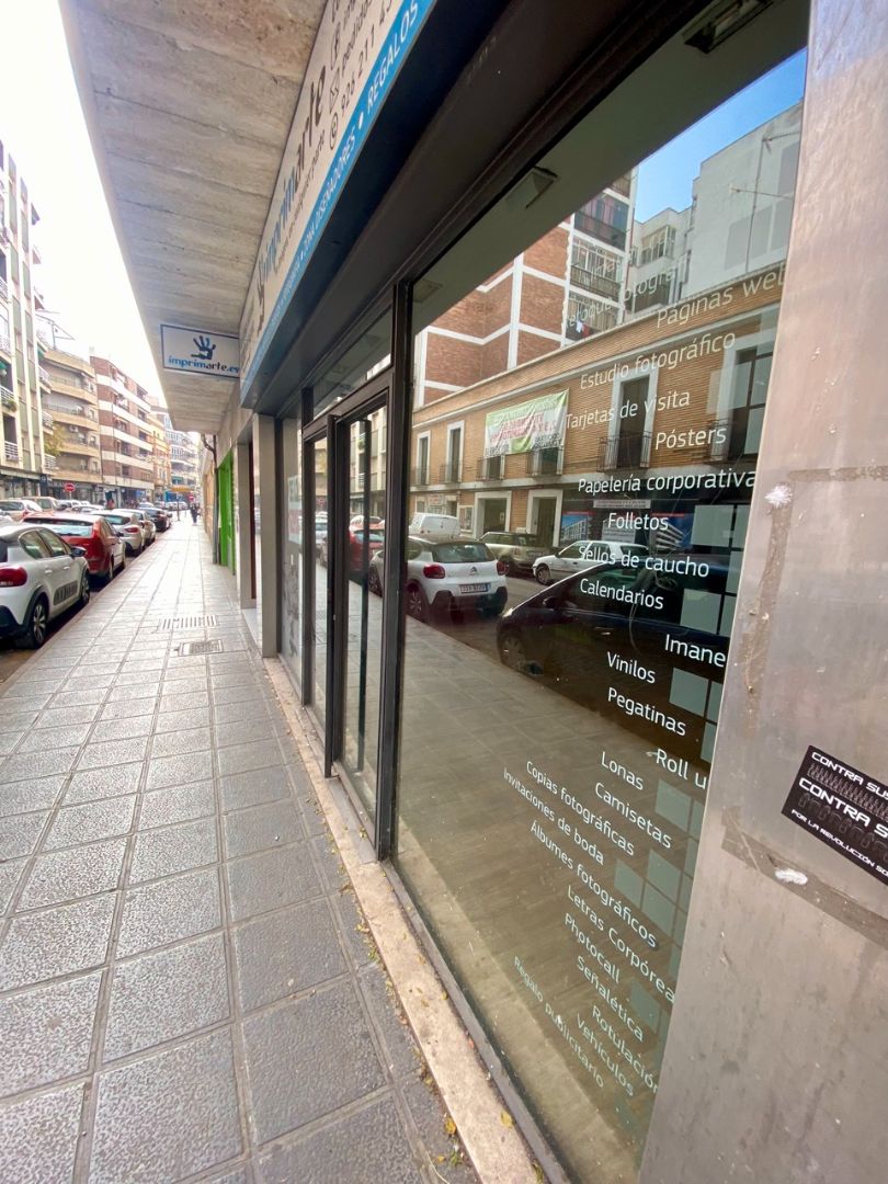 Premises to rent in Calle Elisa Cendrero, 7, El Perchel