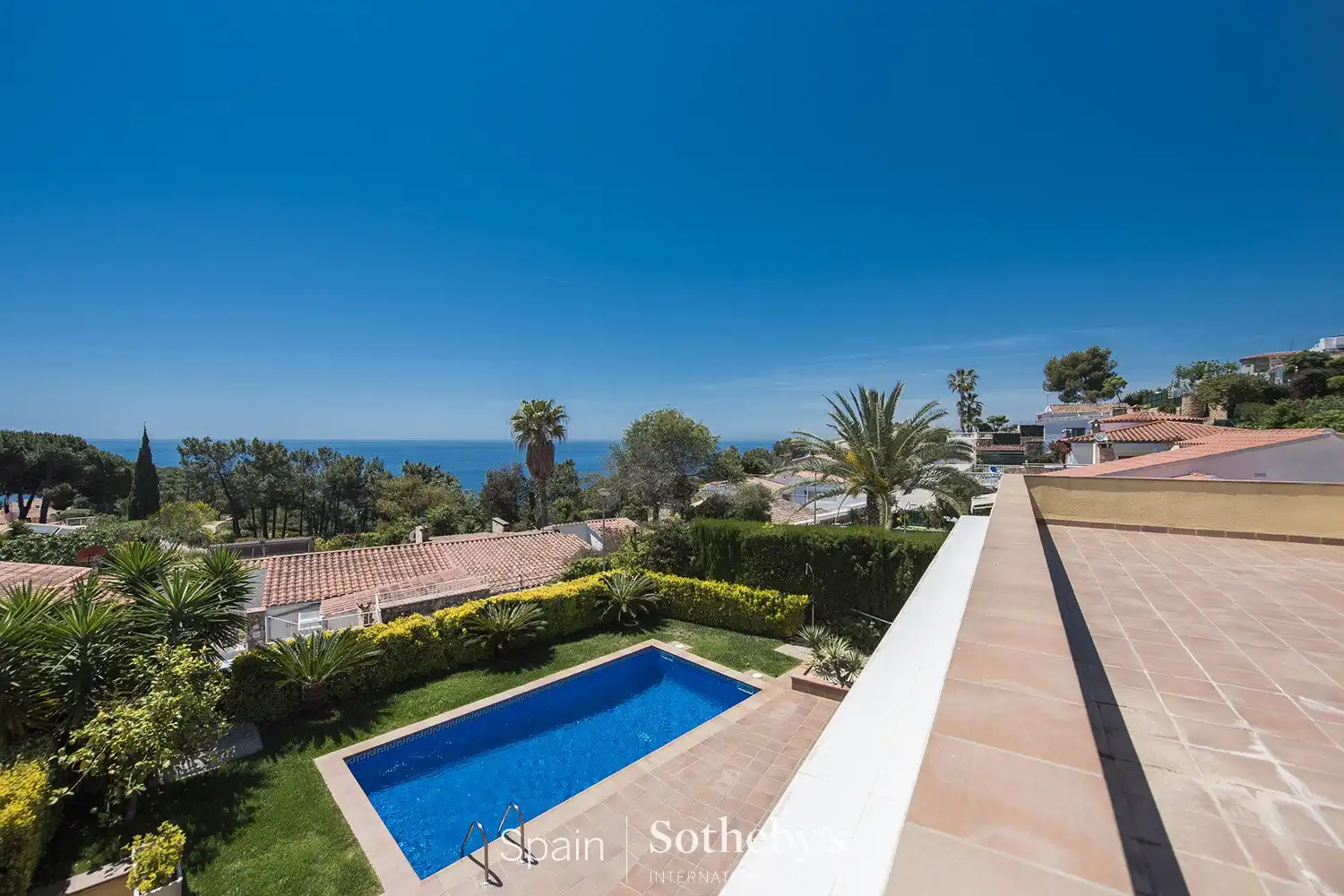 Casa con piscina en venta en Fenals