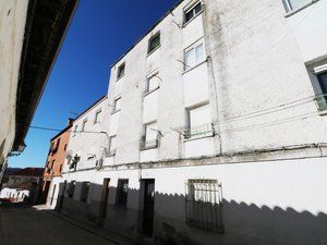 Vista exterior de Pis en venda en San Martín de Valdeiglesias amb Calefacció