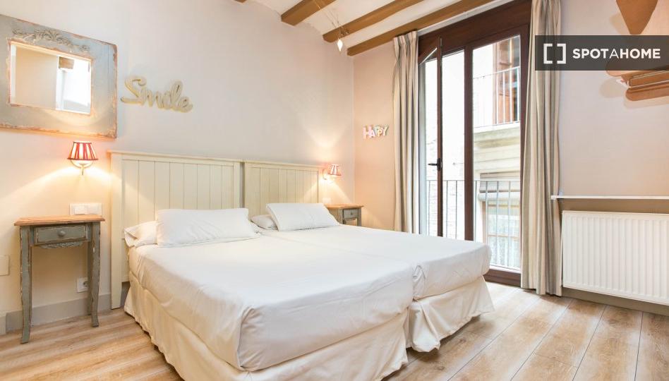 Photo 1 of Flat to rent in Barri Gòtic, Barcelona
